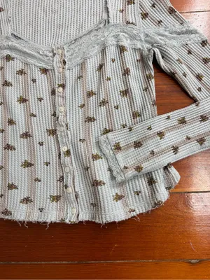 Free People Lets Party Floral Lace Trim Cotton Cardi Boho Cottagecore Sz Med 💛🍄 thumbnail 4