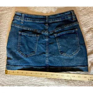 SHEIN Medium Wash Denim Mini Skirt Size S 4 Stretch Five Pocket Casual thumbnail 2