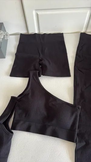 Amazon Workout Set thumbnail 2