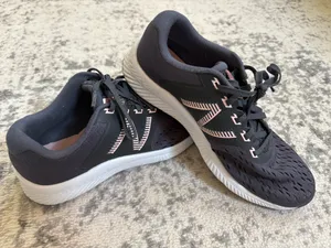 New Balance Sneakers thumbnail 1