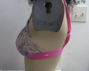 PINK Victoria's Secret lace trimmed triangle bra in white and pink size medium. thumbnail 7