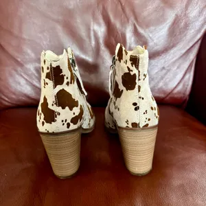 Maurices Cream and Brown Cowprint Ankle Boots thumbnail 6