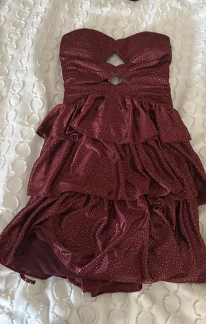 Amazon Strapless homecoming dress thumbnail 1
