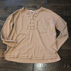 Entro tan waffle knit Henley top size small thumbnail 2
