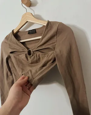 White Fox Boutique Cutout Crop Top thumbnail 3