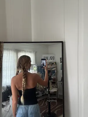 Black halter tank Size XS thumbnail 2