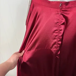 Sherri Hill 52730 Satin Skirt 2 Piece Maroon Red One Shoulder Prom Pageant Gown thumbnail 8