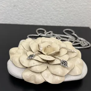 BRIGHTON Ivory Beige 3D Leather Flower Convertible Coin Purse Wallet Crossbody thumbnail 4