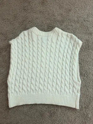 Forever 21 Cable Knit Sweater thumbnail 3