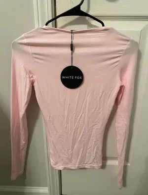 Pink long sleeve white fox top thumbnail 3