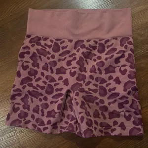 Purple Leopard Workout Set Size M thumbnail 2