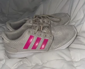 Pink And Tan Cloudfoam sneakers thumbnail 1