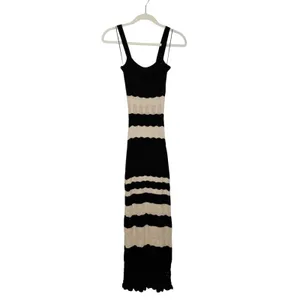 Evereve Correy Black Cream Striped Knit Maxi Dress Scoop Neck Sleeveless XS thumbnail 4