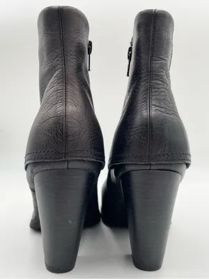 B.O.C. Born Concept Ankle Boots Size 9 Black Leather Foldover Cuff Side Zipper thumbnail 5