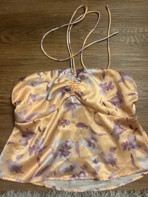 Halter Top Boutique  thumbnail 2