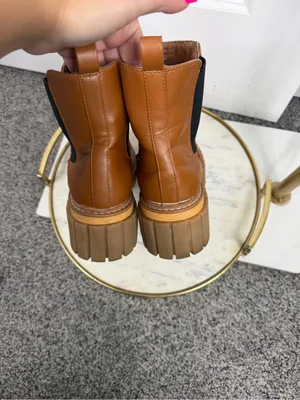 Madden Girl Cognac Brown Chunky Lug Sole Chelsea Boots Size 6M thumbnail 3