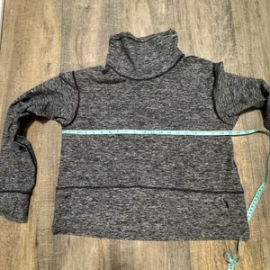 Lululemon Heathered Black Gray Ready to Rulu‎ Fleece Pullover Women's size 8 thumbnail 5