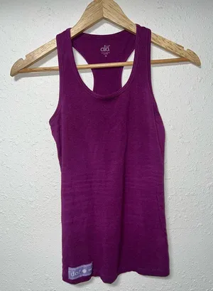 Alo CoolFit Racerback Tank Top Womens Size XS Color Magenta‎ thumbnail 1