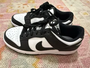 Nike Dunk Low Panda thumbnail 2
