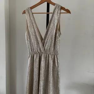 Lulus Metallic Gold Plunging V-Neck Sleeveless maxi Dress thumbnail 5