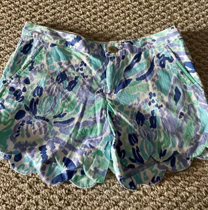 Lilly Pulitzer Shorts thumbnail 1