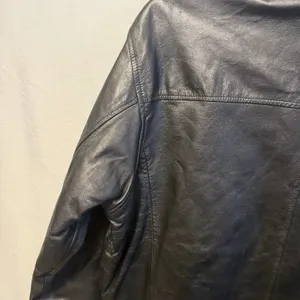 St. John's Bay Leather Bomber Jacket Mens Large Black Zip‎ Front Quilted Lined thumbnail 10