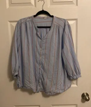 Old Navy Button Up thumbnail 1