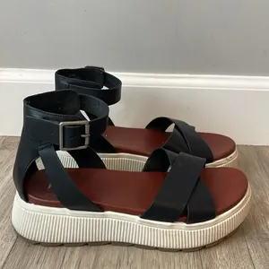 MIA Lunna Open Toe Flatform Platform Sandals thumbnail 3