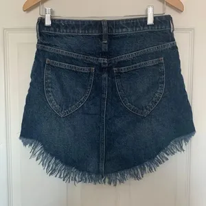 We The Free Bailey Fringe Blue Denim Mini Skirt Size 26 thumbnail 3