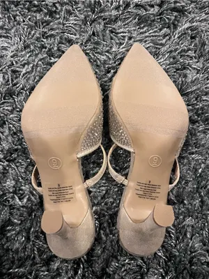 🌸Women’S Sonia Gold And Rhinestone Heels Size 9🌸 thumbnail 6