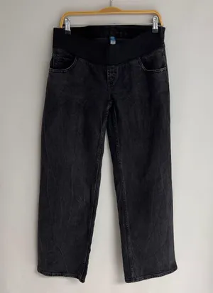 Old Navy Straight Leg Maternity Jeans NWT thumbnail 1