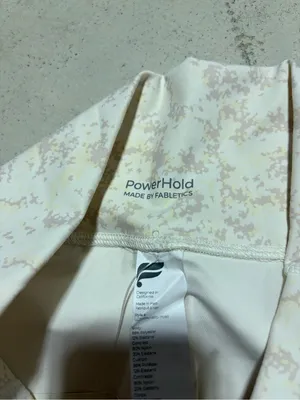 Fabletics NWT Define high-waisted soft white 7/8 leggings large MSRP$70 thumbnail 3