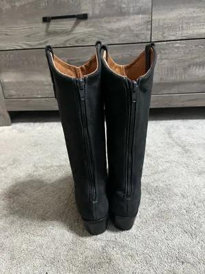 black snip toe boots Size 6 thumbnail 3