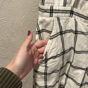 Abercrombie & Fitch White and Black Check Cutout Romper Size 2 thumbnail 2