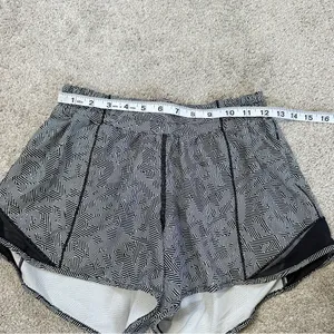 Lululemon Women’s Hotty Hot Shorts Pull On 4” Lined in Seawheeze Size 6 thumbnail 10