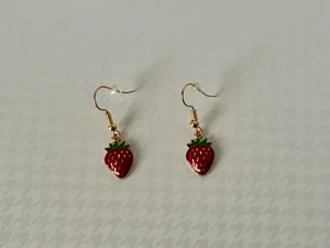 Strawberry Earrings 🍓 Red thumbnail 2