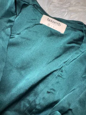NEW HOUSE OF CB Shilol wrap dress emerald green Sz XS thumbnail 7