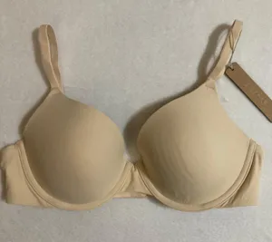 SKIMS Fits Everybody T-Shirt Bra 36B thumbnail 2