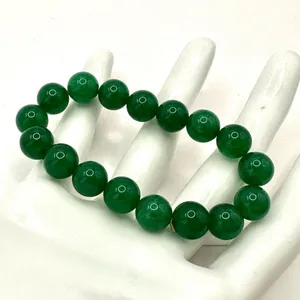 Dyed green aventurine stretchy bracelet thumbnail 7
