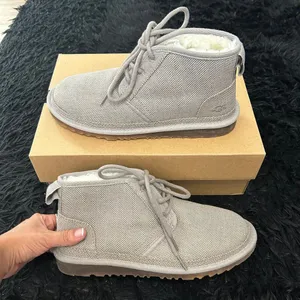 UGG Neumel gray fur lace up ankle boots booties shoes women’s 9 Preowned thumbnail 8