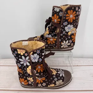 No Boundaries Lexie Boots Brown Corduroy Retro Floral Flower Power Boho Hippie 8 thumbnail 3