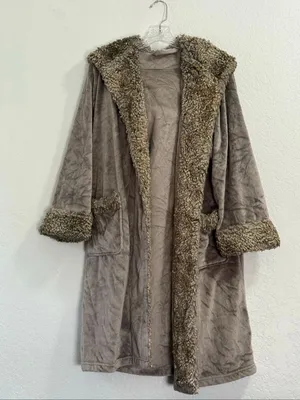 Pottery Barn Ombre Tipped Fur Robe Unisex S Gray brown Comfort Lounge thumbnail 1