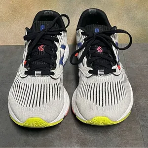 New Balance 890V6 Gray/Black Women's Running Shoes Size 10B thumbnail 6