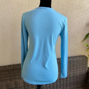 Reel Legends Womens Top Size XS Freeline‎ Light Blue Long Sleeve NEW thumbnail 4