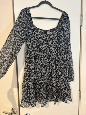 Online boutique dress Black Size M thumbnail 1