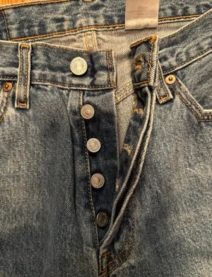 Levis 501 Jeans thumbnail 5