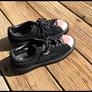 PUMA sneakers-nice and comfy🌟⭐️🌟 thumbnail 3