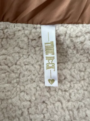 True Rock Sherpa Lined Vest thumbnail 3