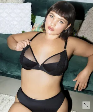 Savage X Fenty Bra thumbnail 1