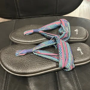 Sanuk Women's Blue and Pink Sandals thumbnail 5